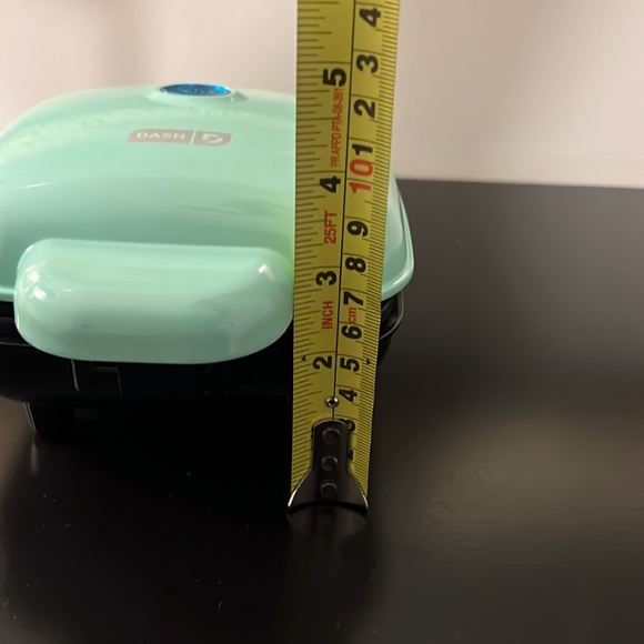 Dash Egg Bite Maker - Picture 15 of 15